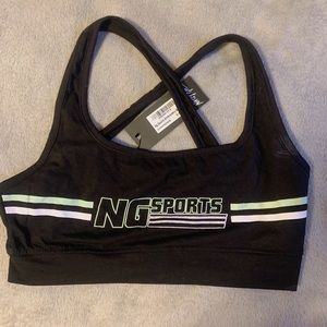 NWT sports bra